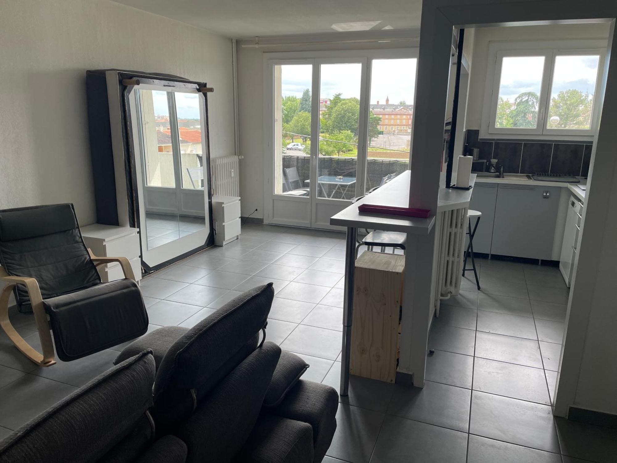 T2 Balcon Parking Climatise Albi