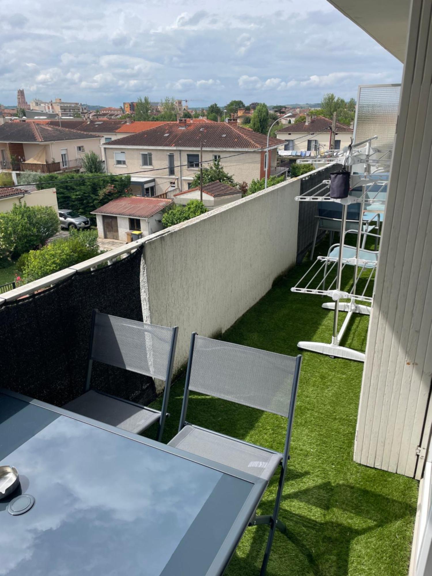 T2 Balcon Parking Climatise Albi